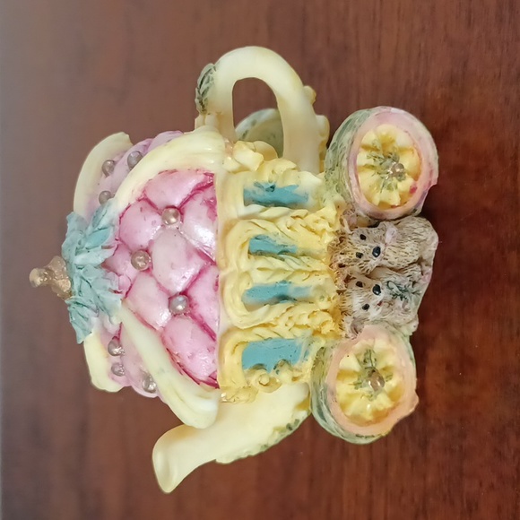 Miniature Resin Cinderella Tea Set - 10 Pieces - Picture 5 of 16